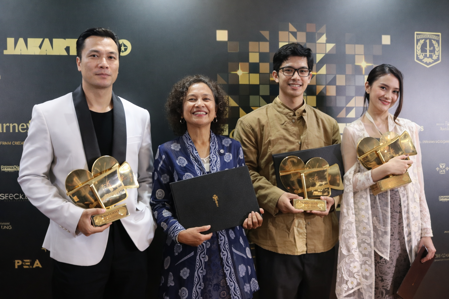 Kejutan di Nominasi Penghargaan Film 20